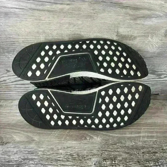 Adidas NMD R1 STLT Primeknit Sneakers Black Solar Pink Men’s 10.5 - Picture 6 of 11